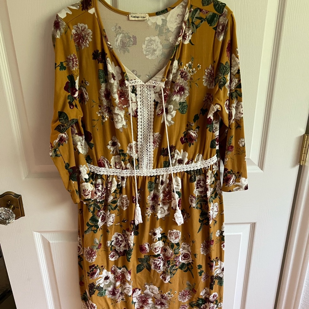 Mustard floral dress. Perfect for this fall